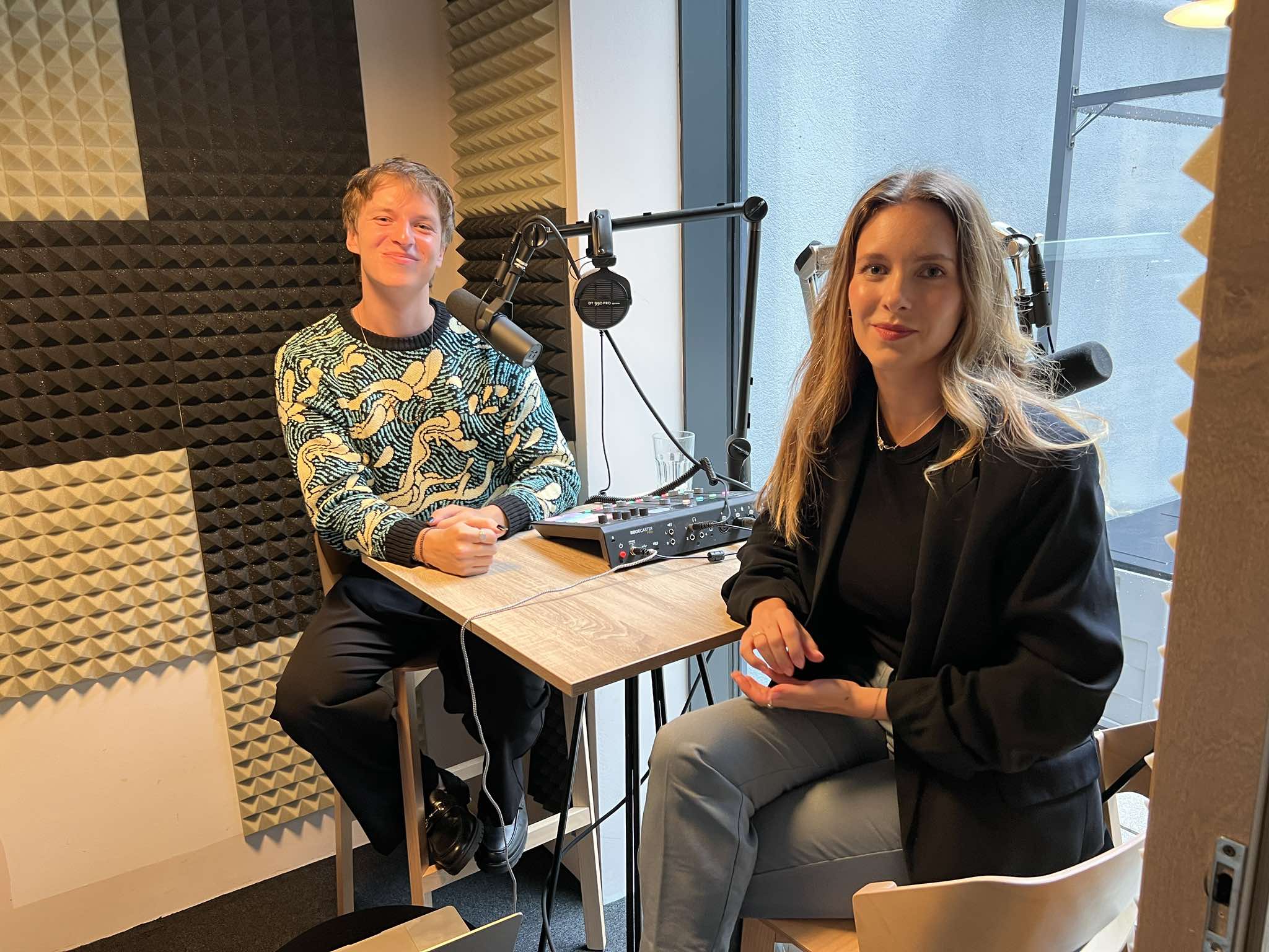 Na značnách už o  deváté ráno s biochemičkou Vendulou Ficelovou pro podcast MANIFESTUJEME